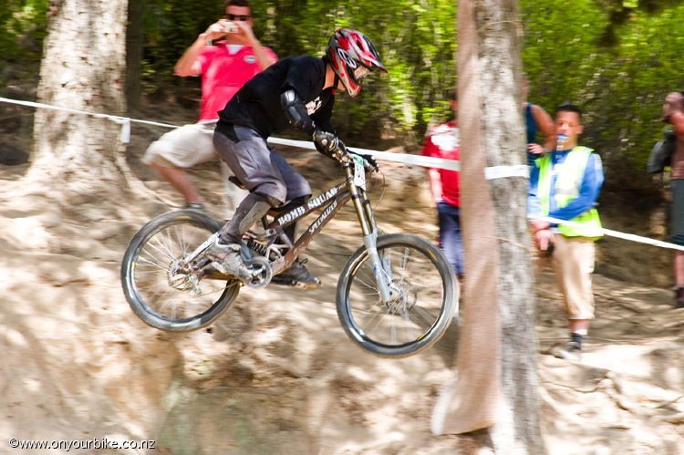 059 dh nationals 210106
