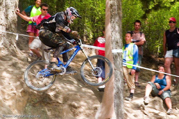 064 dh nationals 210106