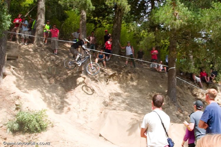 074 dh nationals 210106