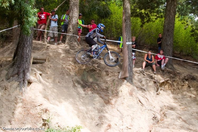 079 dh nationals 210106